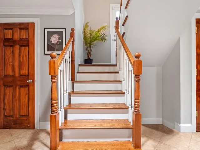 a view of entryway with a front door