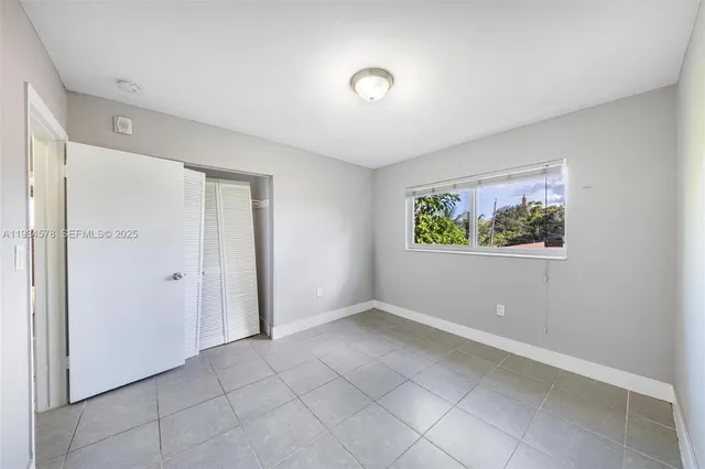 $1,625 | 1960 Northeast 161st Street, Unit 202, North Miami Beach, FL 33162