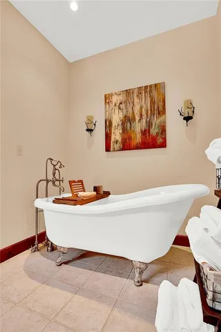 $999,000 | 316 Cinnamon Fern Drive, Somerset, PA 15501