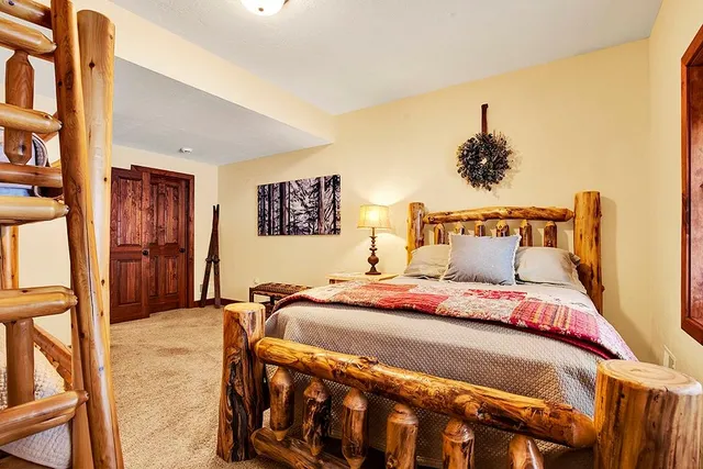 $999,000 | 316 Cinnamon Fern Drive, Somerset, PA 15501