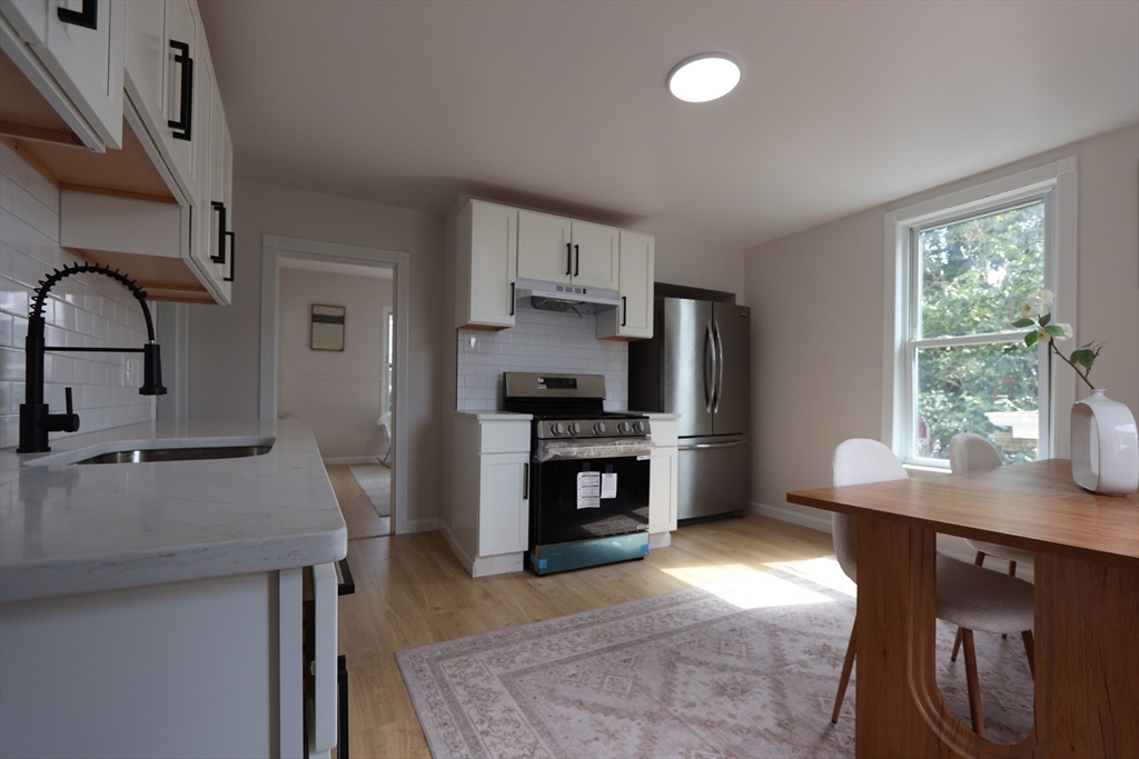 115 Collins Street Lynn, MA 01902 - Photo 6 of 15