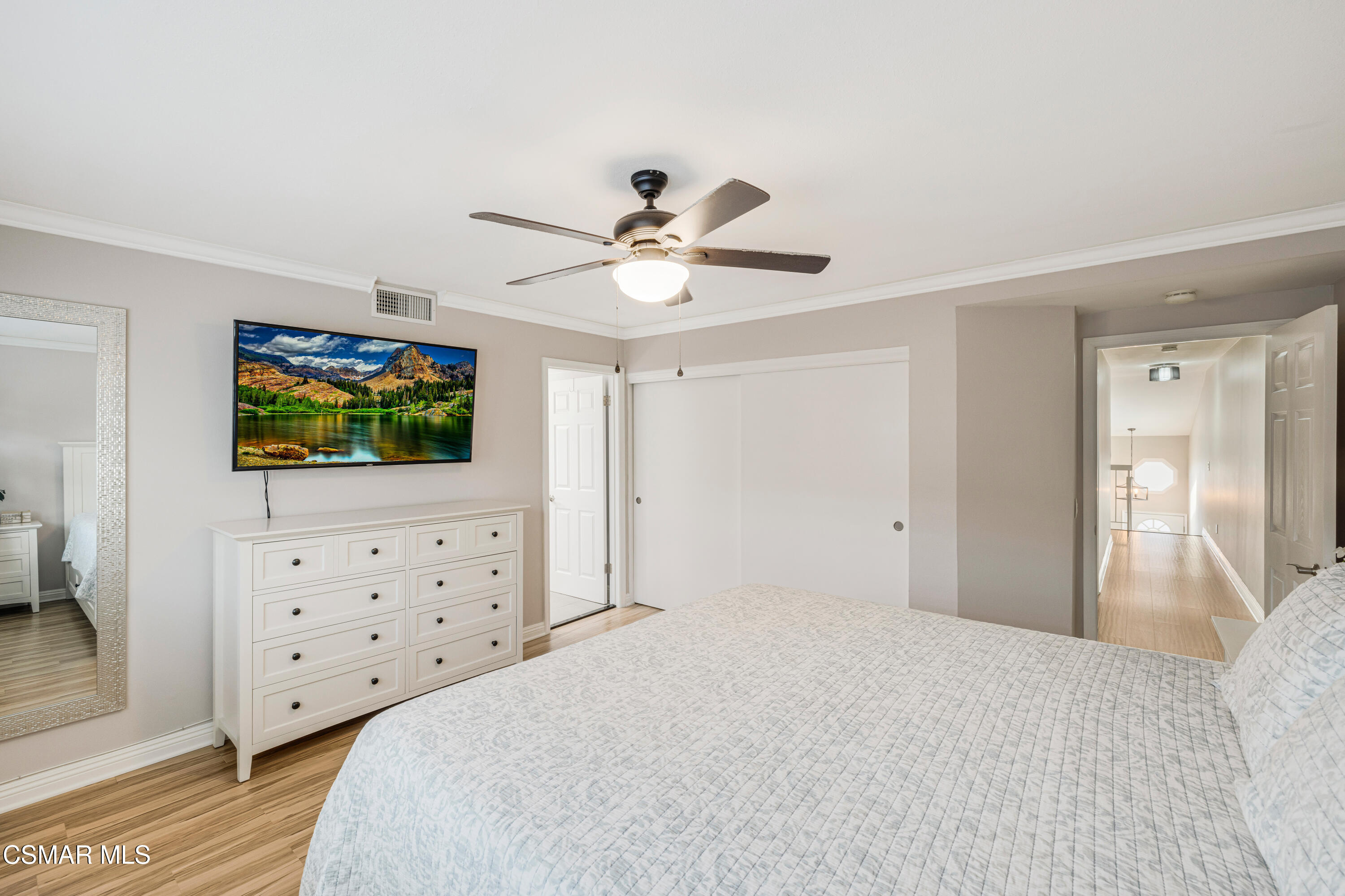 1876 Stow Street Simi Valley, CA 93063 - Photo 14 of 23 1876 Stow St, Simi Valley-25