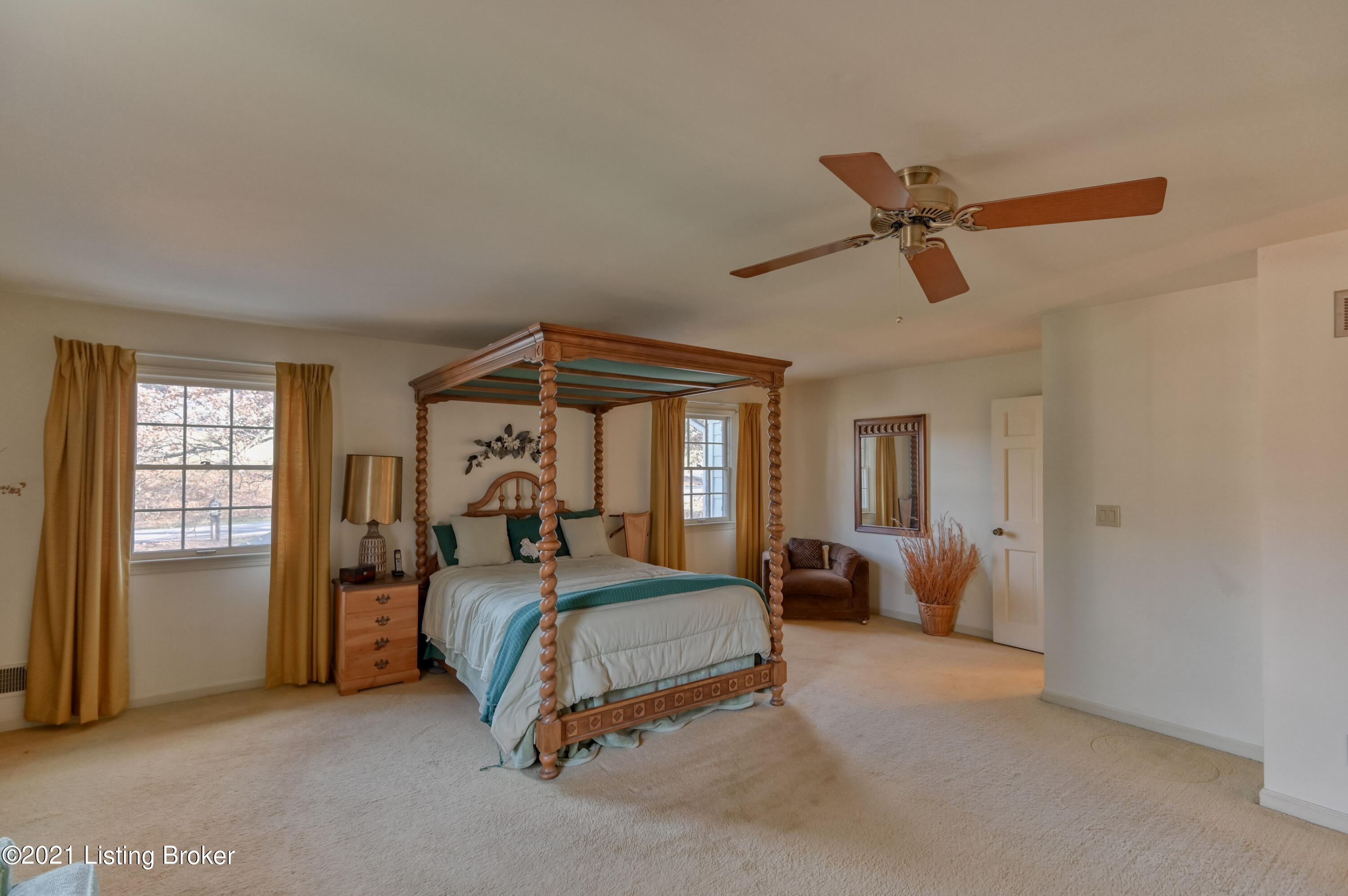 6708 Foxcroft Road Prospect, KY 40059 - Photo 21 of 47 033 - 20211130 3480