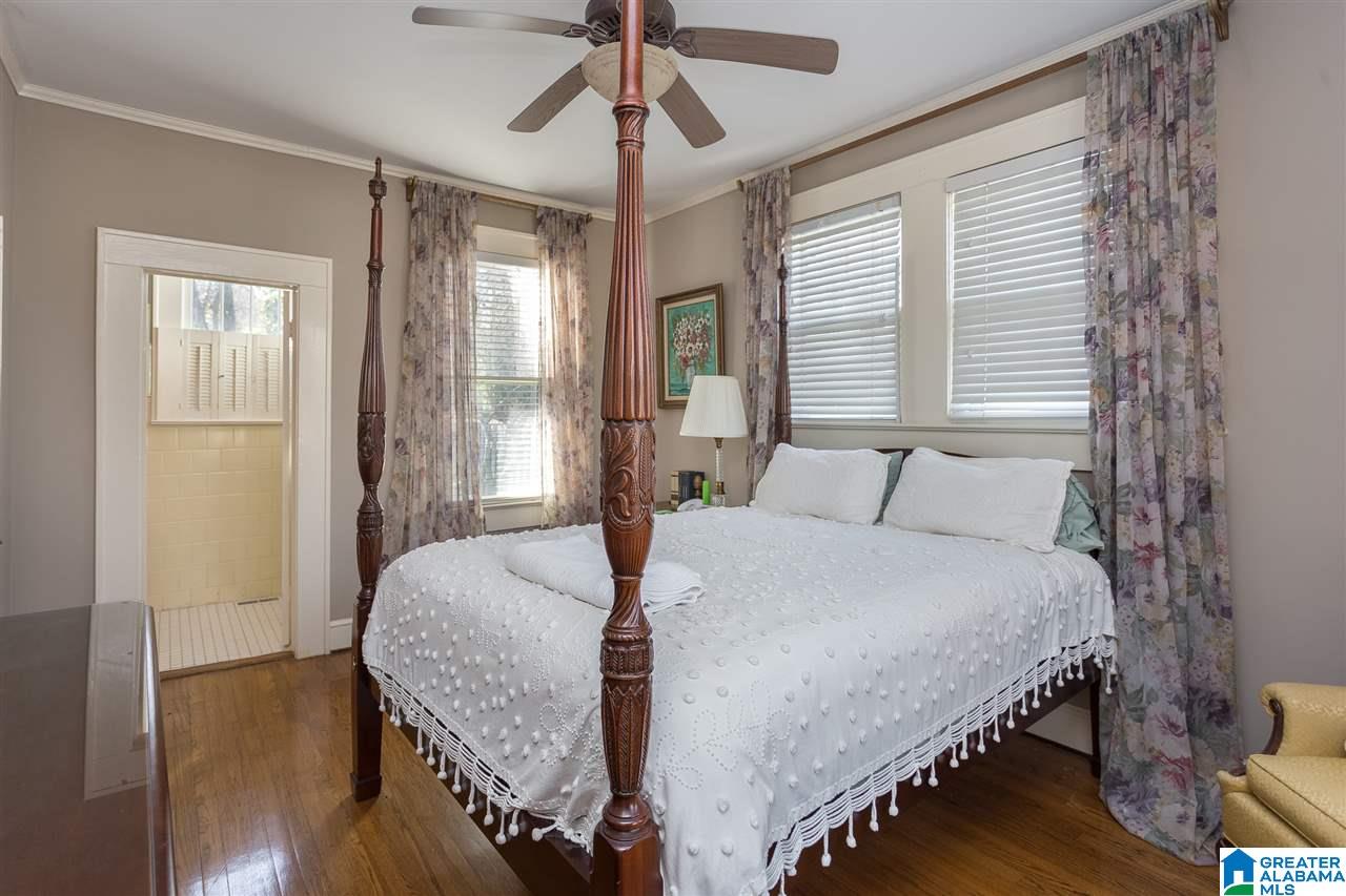 1124 Montvue Road Anniston, AL 36207 - Photo 17 of 38