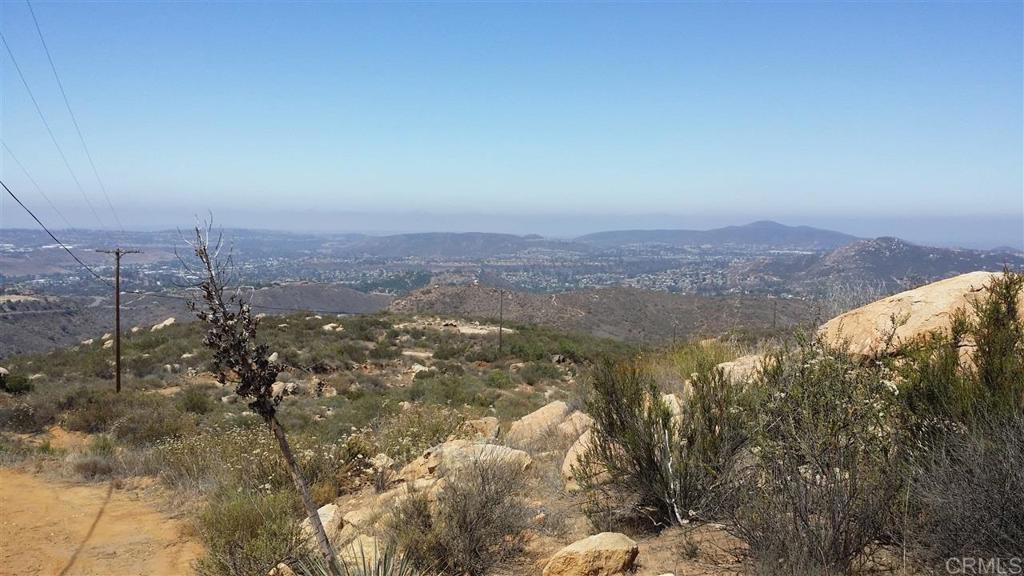 15425 Westview Road Poway, CA 92064 - Photo 19 of 24 a view of a city
