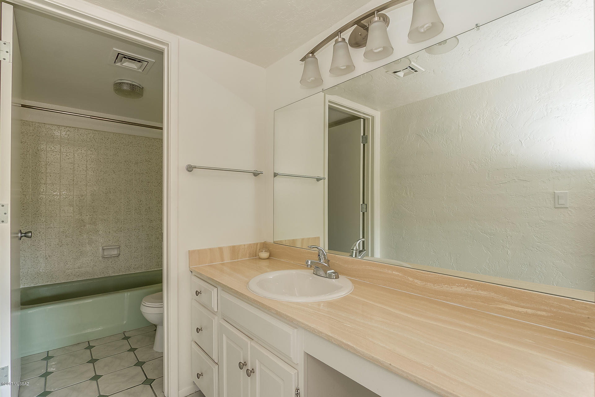 625 South Prudence Road, Unit 107 Tucson, AZ 85710 - Photo 19 of 23 Gallery Image 19