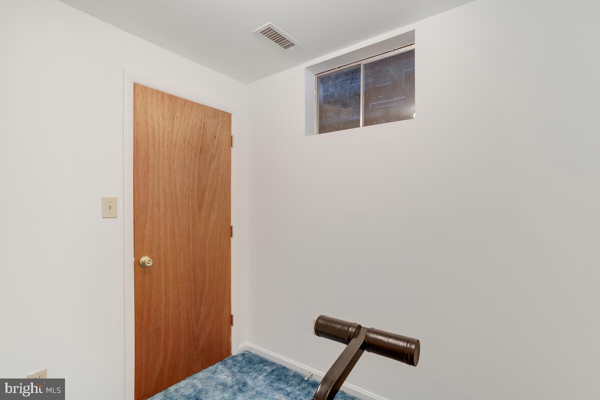 14226 Summit Lane Laurel, MD 20708 - Photo 43 of 58 Exercise , craft or office space on LL