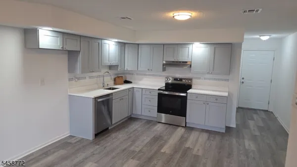 $2,200 | 41 Wilson Avenue, Unit 4K, Newark, NJ 07105