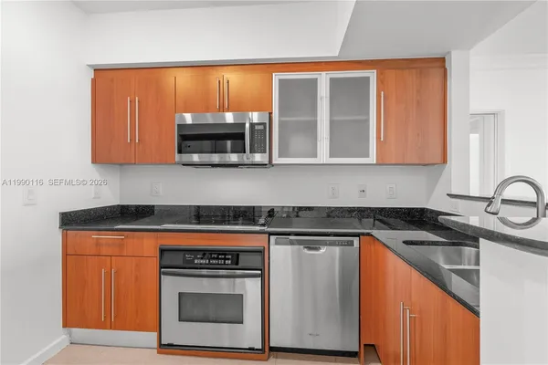 $5,300 | 335 South Biscayne Boulevard, Unit 2512, Miami, FL 33131