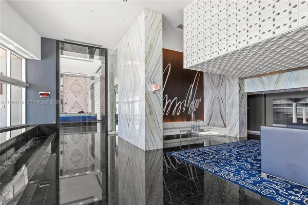 $5,300 | 335 South Biscayne Boulevard, Unit 2512, Miami, FL 33131