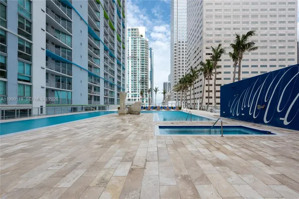 $5,300 | 335 South Biscayne Boulevard, Unit 2512, Miami, FL 33131