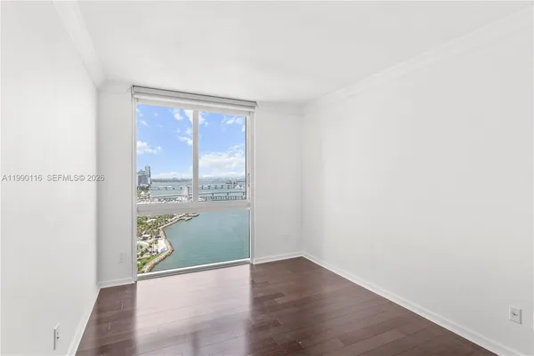 $5,300 | 335 South Biscayne Boulevard, Unit 2512, Miami, FL 33131