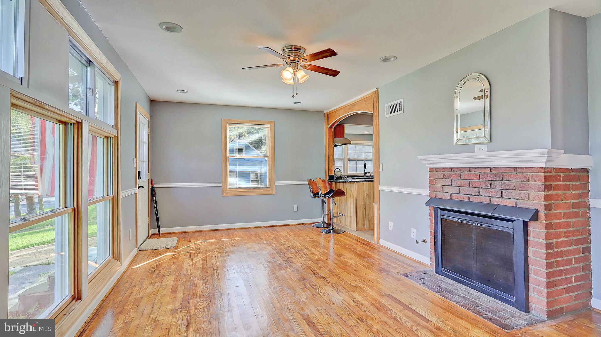 3132 Cofer Road Falls Church, VA 22042 - Photo 11 of 30 Gallery Image 11