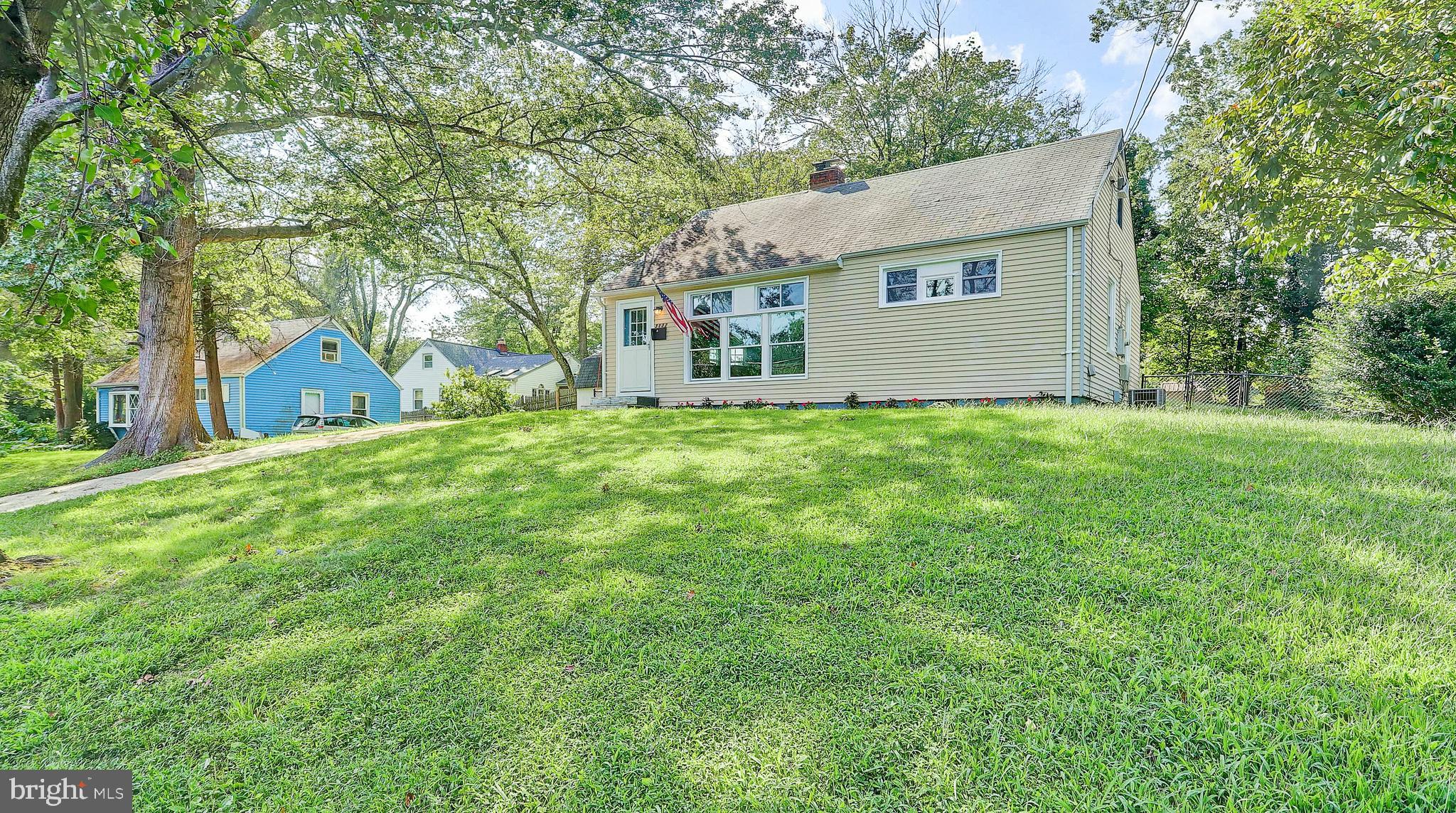 3132 Cofer Road Falls Church, VA 22042 - Photo 4 of 30 Gallery Image 4