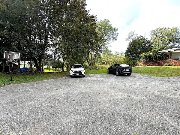 $1,400 | 609 North Nanticoke Avenue, Unit 3, Endicott, NY 13760