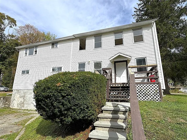 $1,500 | 609 North Nanticoke Avenue, Unit 3, Endicott, NY 13760