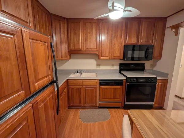 $169,900 | 11160 Anderson Lakes Parkway, Unit 319, Eden Prairie, MN 55344