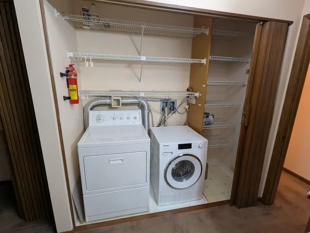 $189,900 | 11160 Anderson Lakes Parkway, Unit 319, Eden Prairie, MN 55344