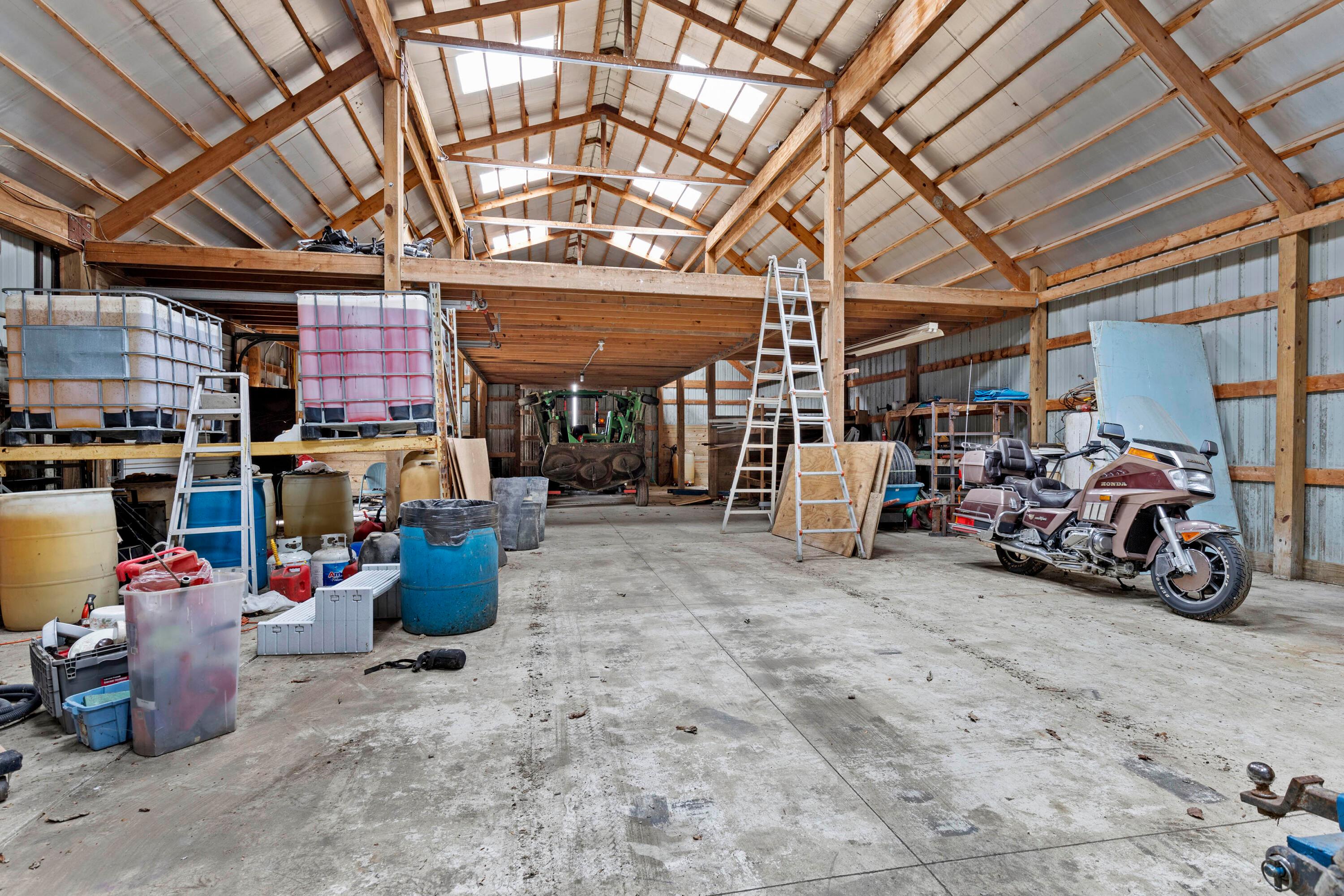 9525 Pringle-Benjamin Road London, OH 43140 - Photo 55 of 87 51. Horse Barn