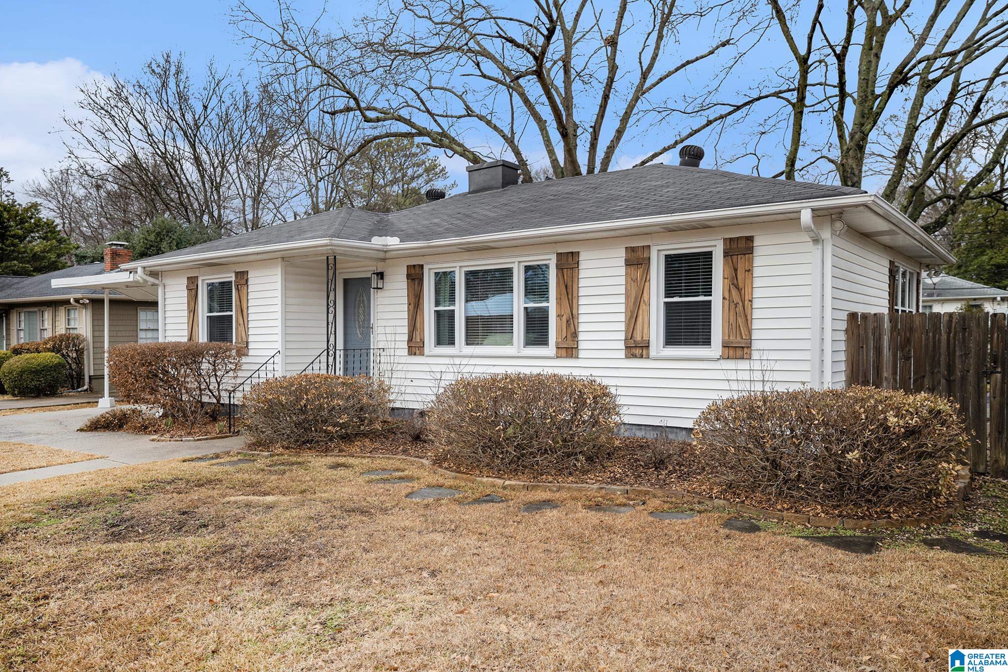232 Montgomery Lane Birmingham, AL 35209 - Photo 2 of 25