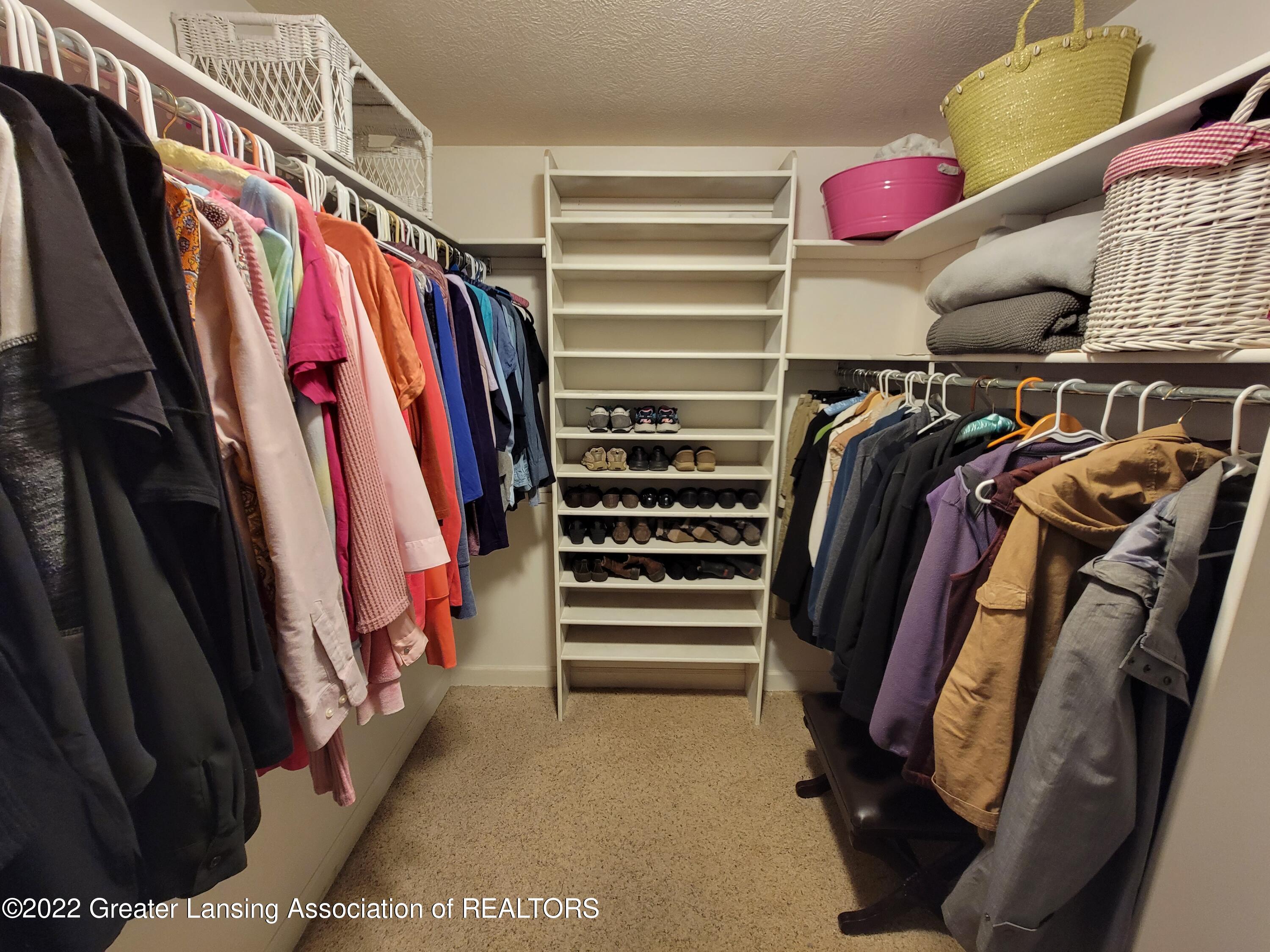 13444 Turner Road Dewitt, MI 48820 - Photo 23 of 54 21 primary closet