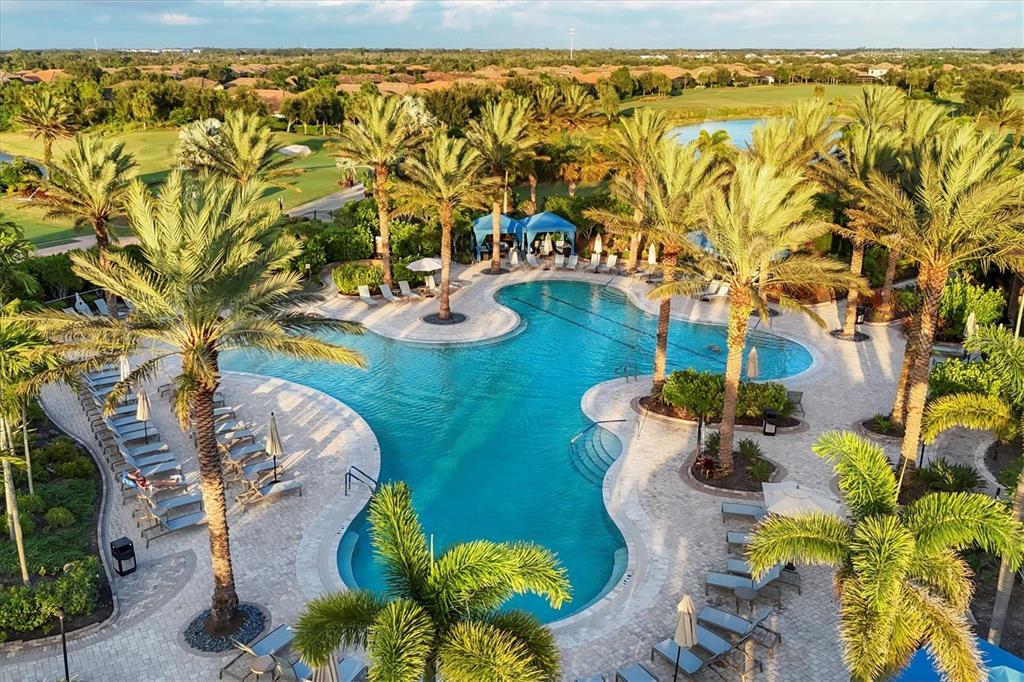 13703 Messina Loop, Unit 104 Bradenton, FL 34211 - Photo 33 of 86 a vase of flowers sitting on a table