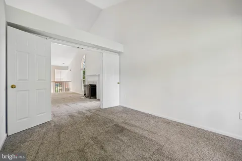 $750,000 | 5823 Linden Square Court, Unit 52, Rockville, MD 20852