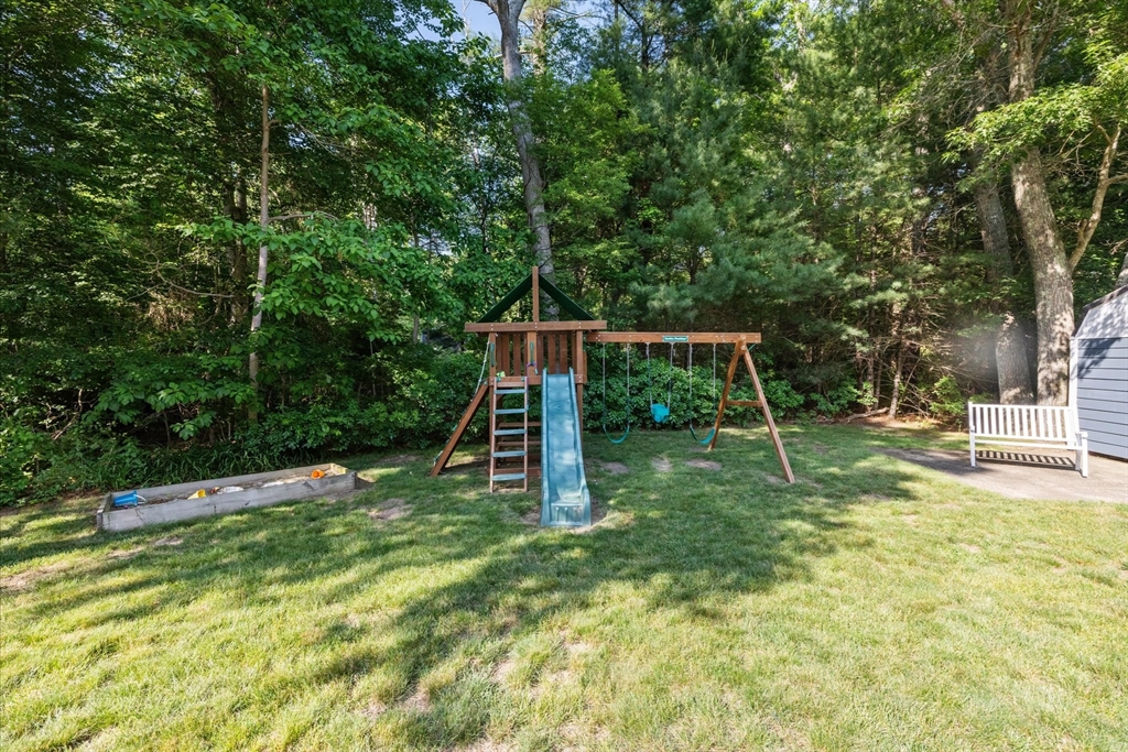 55 Union Bridge Road Duxbury, MA 02332 - Photo 33 of 42