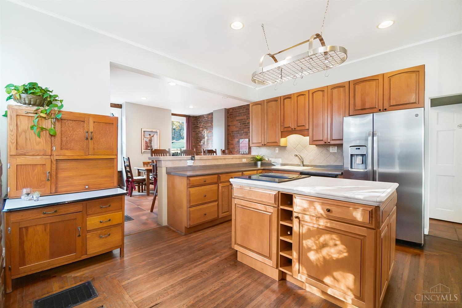 3635 Edwards Road Cincinnati, OH 45208 - Photo 11 of 45 Gallery Image 11