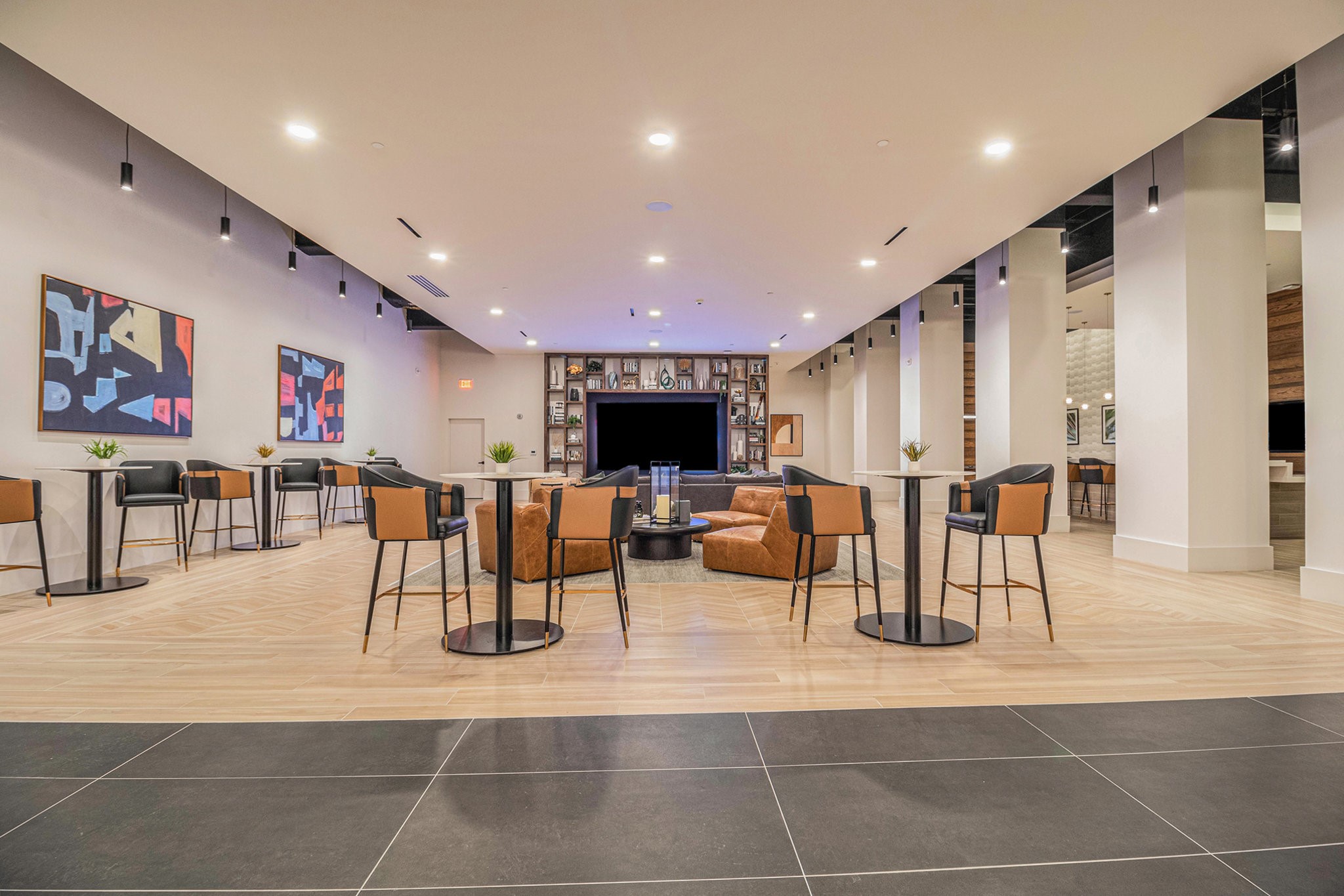 1801 Smith Street, Unit 2015 Houston, TX 77002 - Photo 17 of 28 a view of a living room with chairs