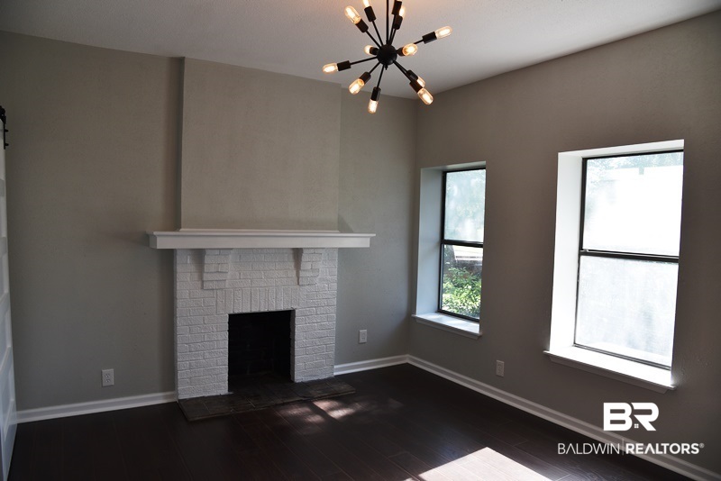 408 South Ann Street Mobile, AL 36604 - Photo 5 of 20