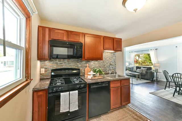 $204,900 | 3636 North 97th Street, Milwaukee, WI 53222