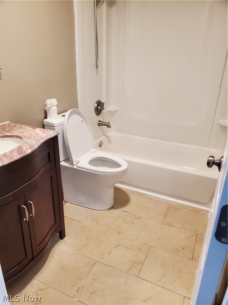 1412 Plainfield Road Cleveland, OH 44121 - Photo 17 of 26