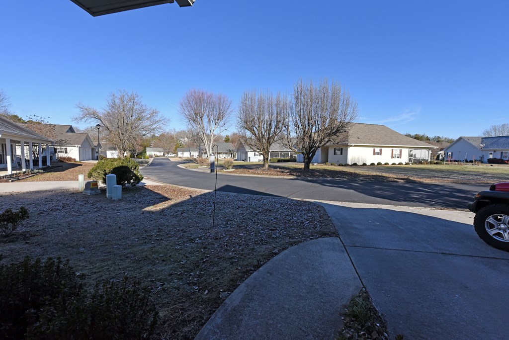 31 Westward Lane Blue Ridge, GA 30513 - Photo 8 of 33