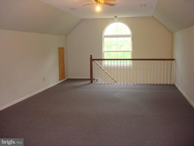 8185 Tate Road Ruther Glen, VA 22546 - Photo 21 of 30 Interior (General)