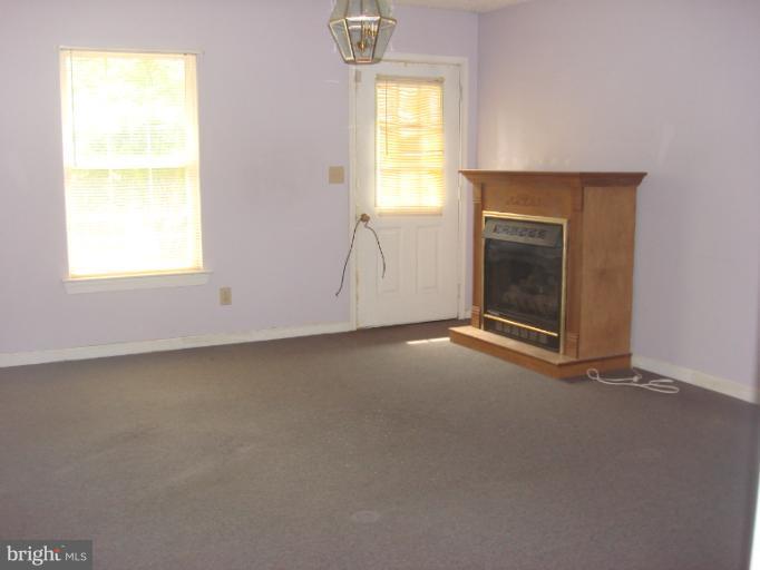 8185 Tate Road Ruther Glen, VA 22546 - Photo 28 of 30 Interior (General)