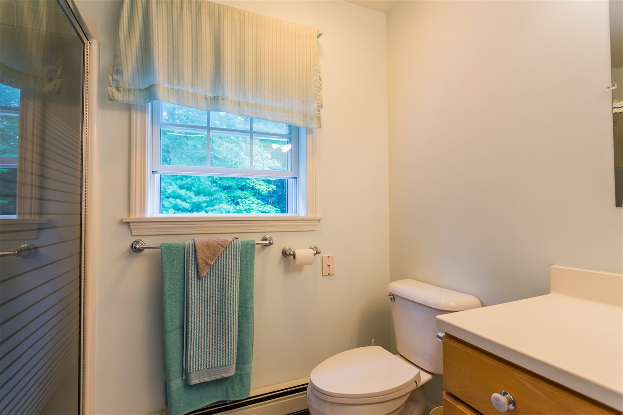 44 Meadow Lane Rochester, NH 03867 - Photo 19 of 34