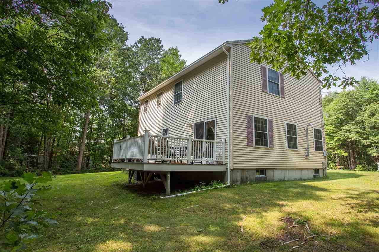 44 Meadow Lane Rochester, NH 03867 - Photo 4 of 34