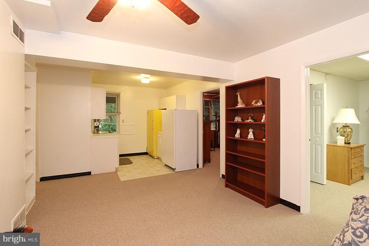 6100 Walhonding Road Bethesda, MD 20816 - Photo 19 of 30 Interior (General) lower level kitchenette