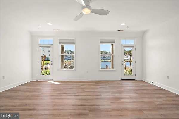 $639,900 | 10900 Holystone Lane, Unit 102, Berlin, MD 21811