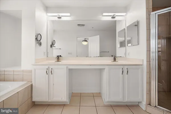 $639,900 | 10900 Holystone Lane, Unit 102, Berlin, MD 21811