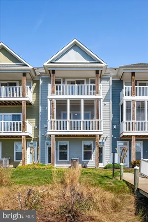$639,900 | 10900 Holystone Lane, Unit 102, Berlin, MD 21811