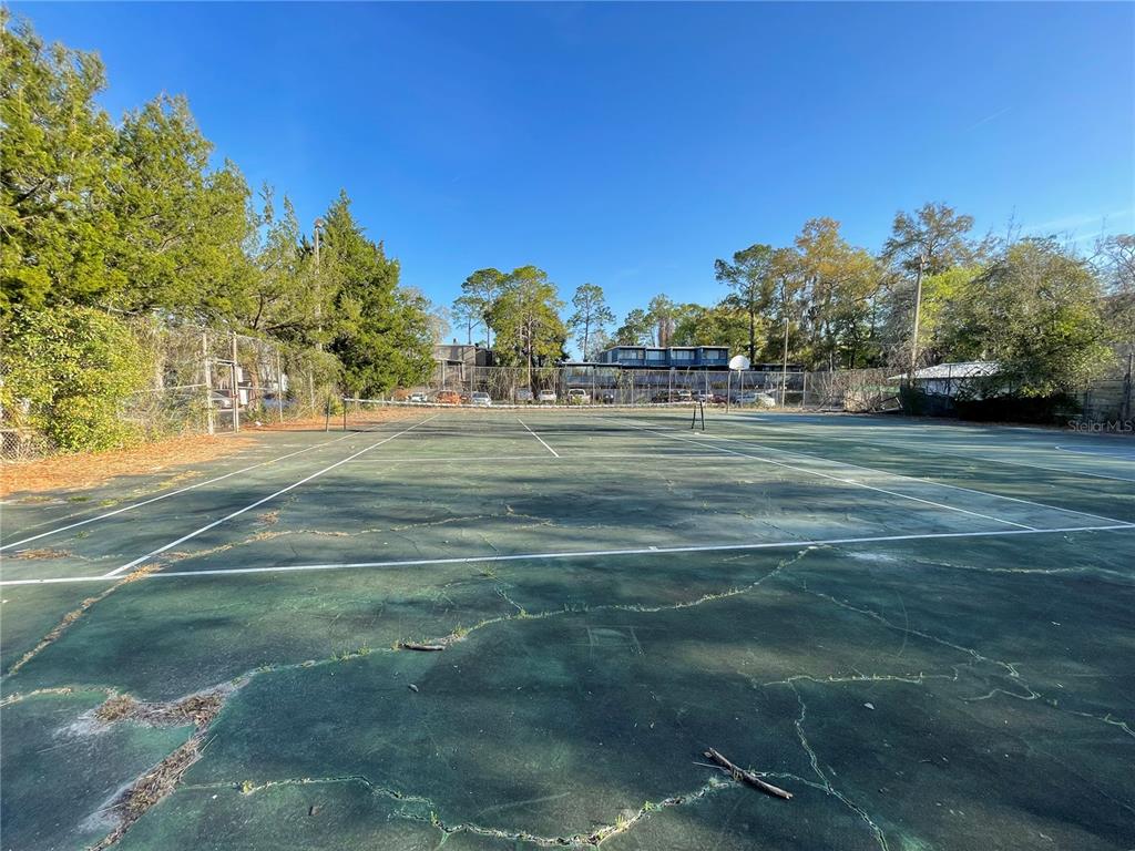 719 Southwest 75th Street, Unit 103 Gainesville, FL 32607 - Photo 36 of 39