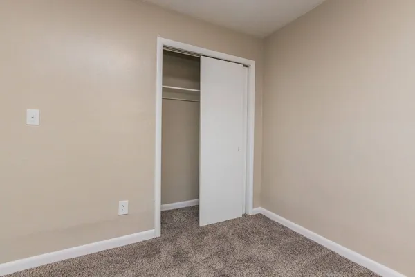 $950 | 737 Townside Road Southwest, Unit 39, Roanoke, VA 24014