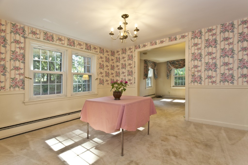 43 Huckleberry Road West Lynnfield, MA 01940 - Photo 10 of 25 Gallery Image 10