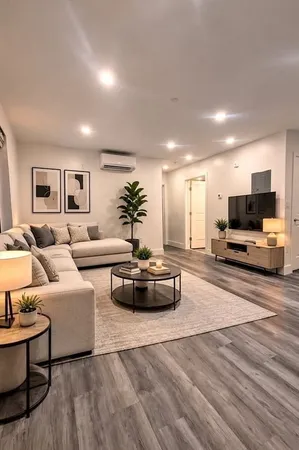 $2,400 | 585 Essex Street, Unit 618, Lynn, MA 01901