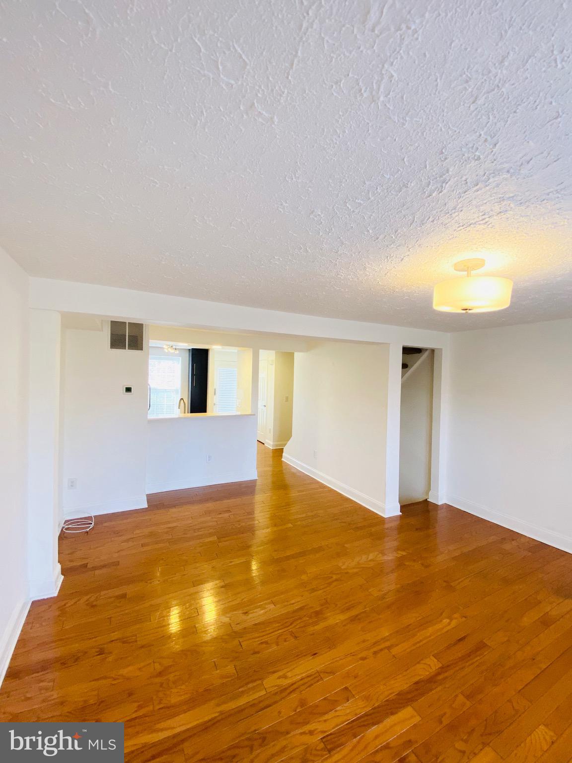 1931 Belmont Ridge Court Reston, VA 20191 - Photo 8 of 31 Gallery Image 8