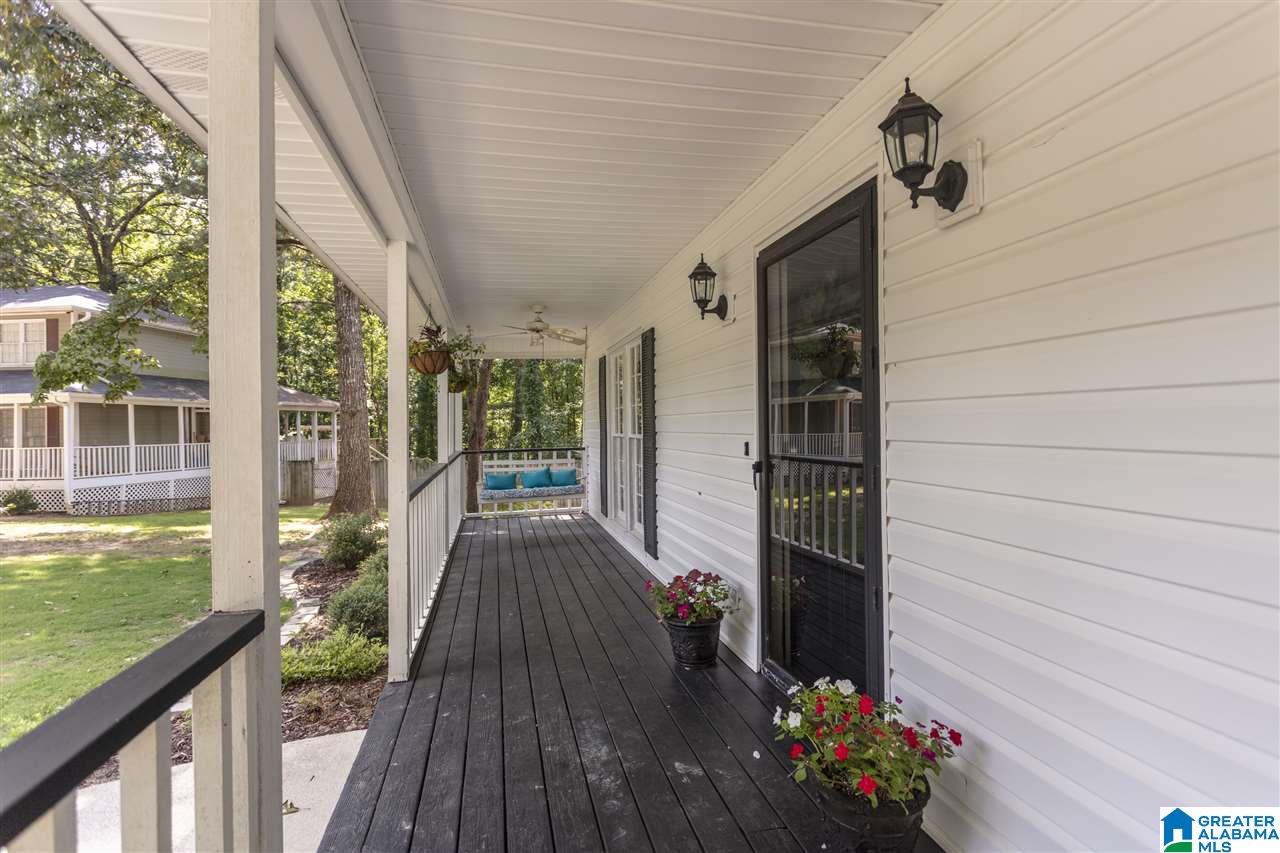 1832 Chestnut Lane Bessemer, AL 35022 - Photo 4 of 46