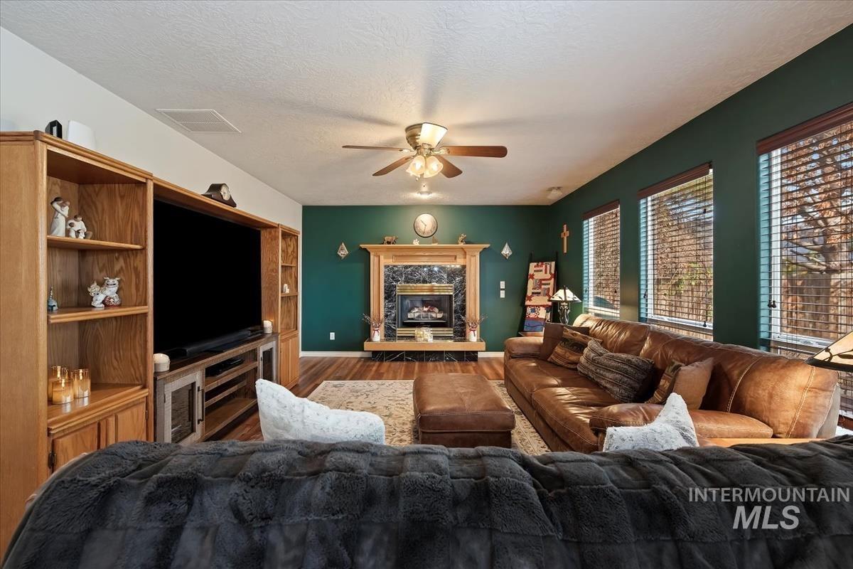 4350 South Redhawk Way Boise, ID 83716 - Photo 23 of 50