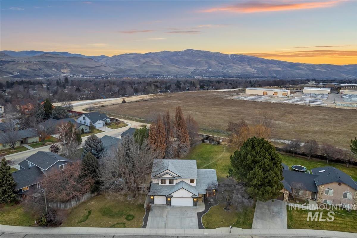 4350 South Redhawk Way Boise, ID 83716 - Photo 5 of 50